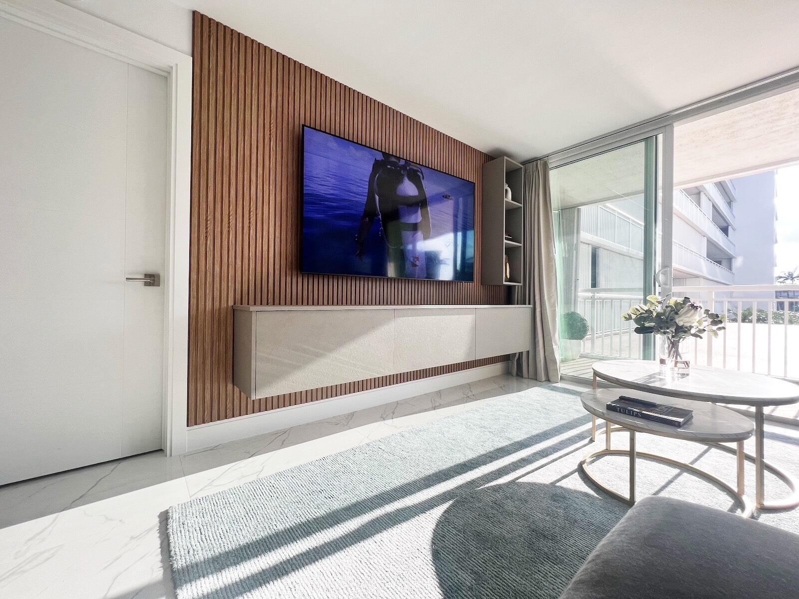 BARCLAY CONDO - Residential Lease