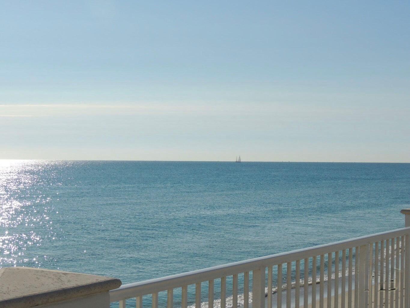 BARCLAY CONDO - Residential Lease