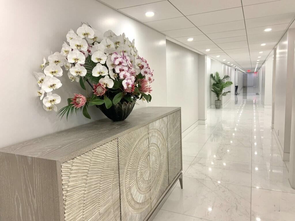 BARCLAY CONDO - Residential Lease