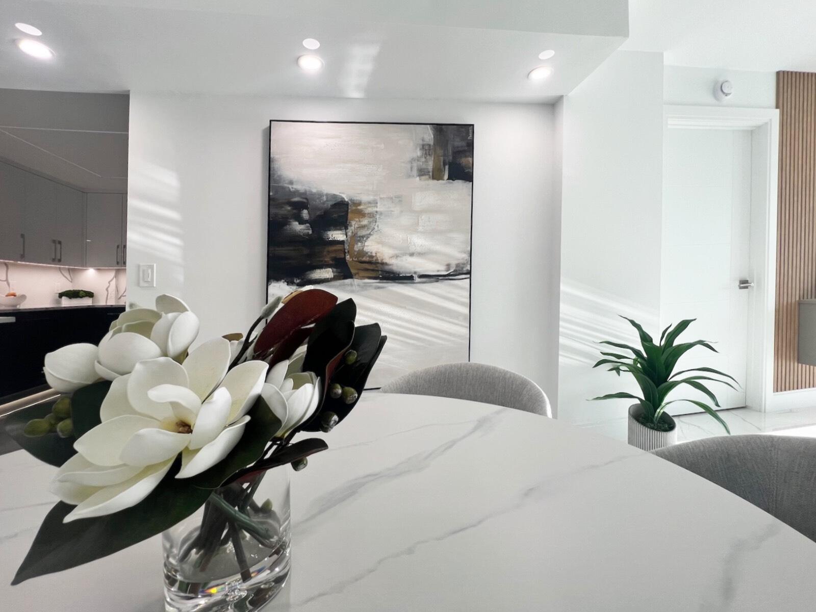 BARCLAY CONDO - Residential Lease