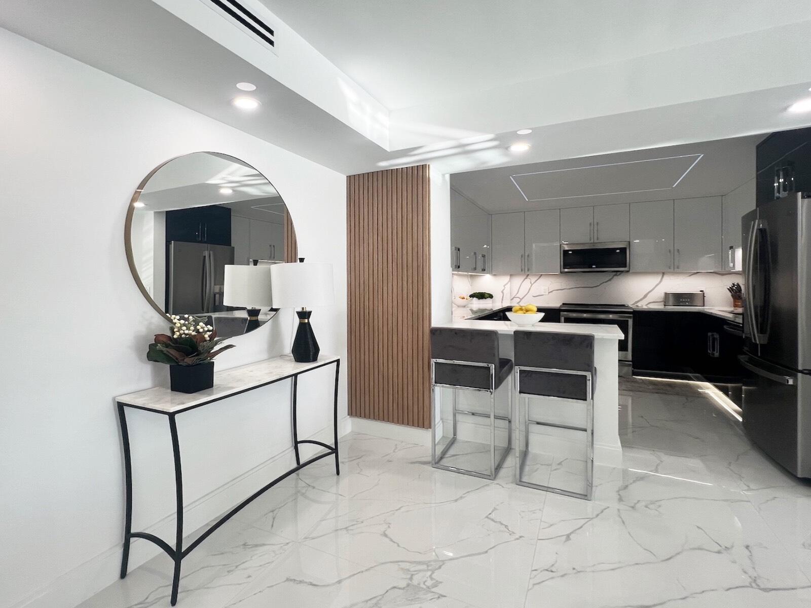 BARCLAY CONDO - Residential Lease