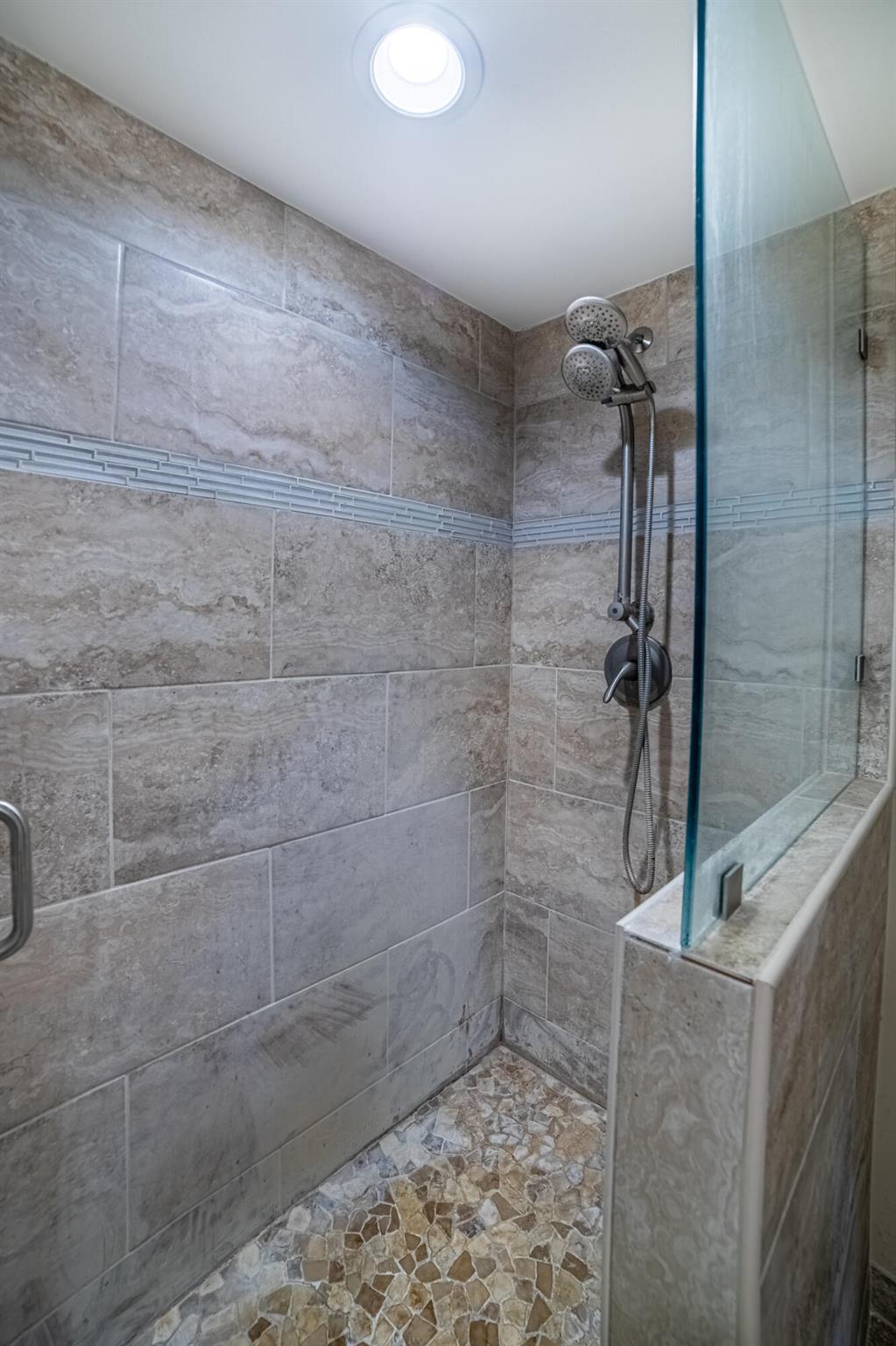WINGFOOT CONDO - Residential