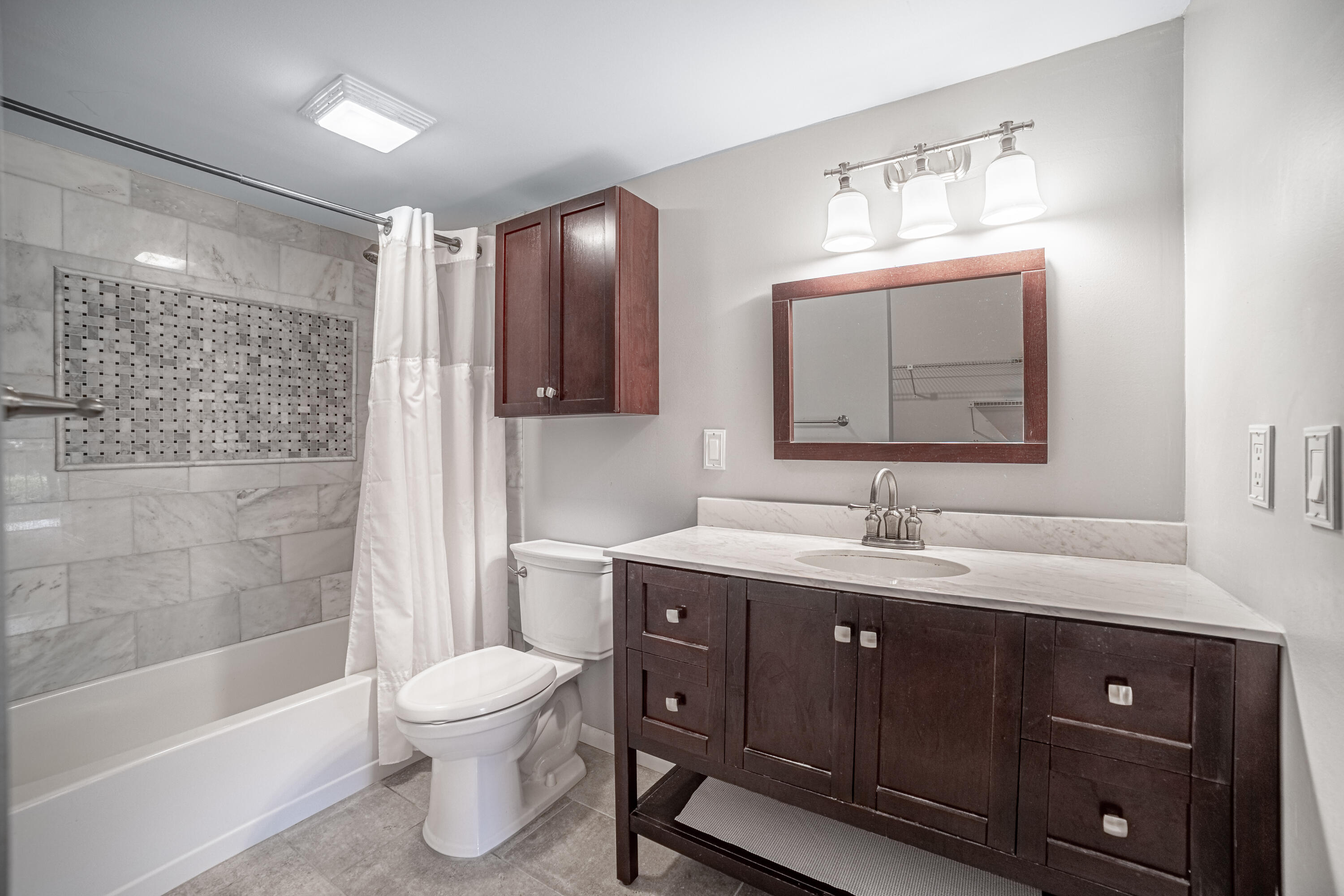 WINGFOOT CONDO - Residential