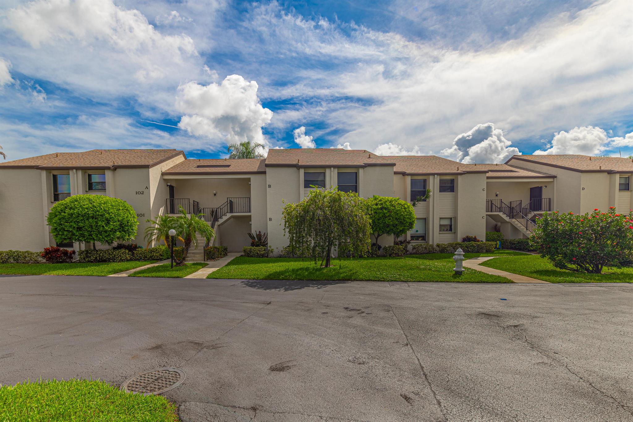 WINGFOOT CONDO - Residential