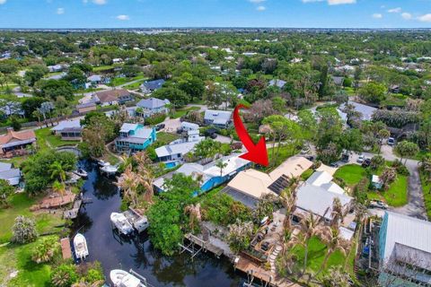 Photo of 1272 SW Evergreen Lane, Palm City, FL 34990 (MLS # B26020361)