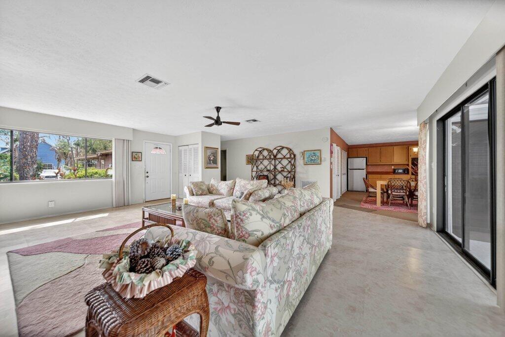 RUSTIC HILLS - Residential