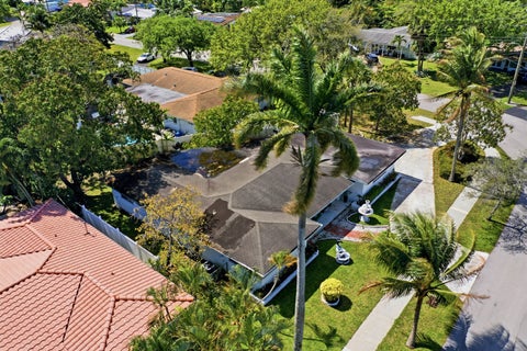 Tiny photo for 2732 NW 9th Terrace, Wilton Manors, FL 33311 (MLS # B26005303)