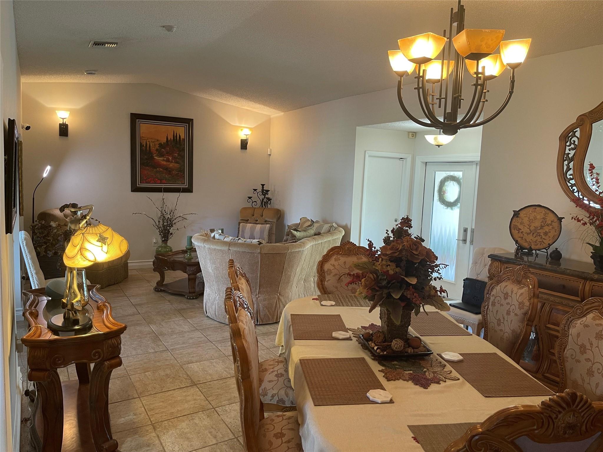 Valencia Grove - Residential