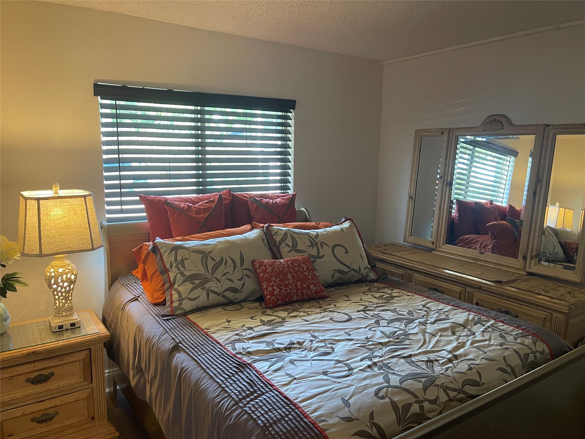 Valencia Grove - Residential