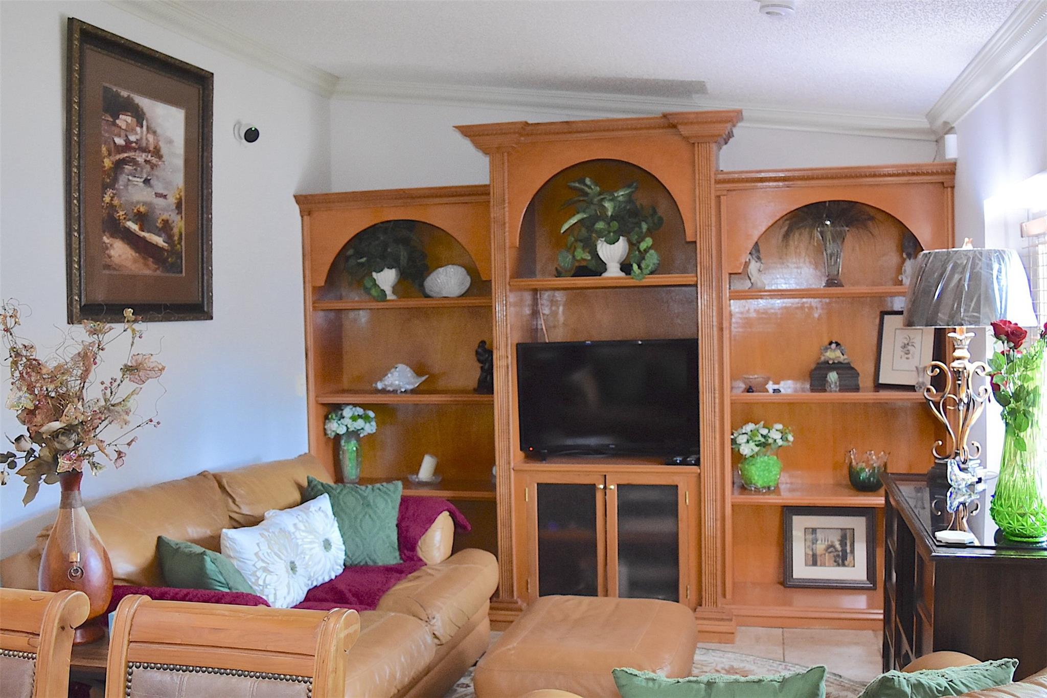 Valencia Grove - Residential