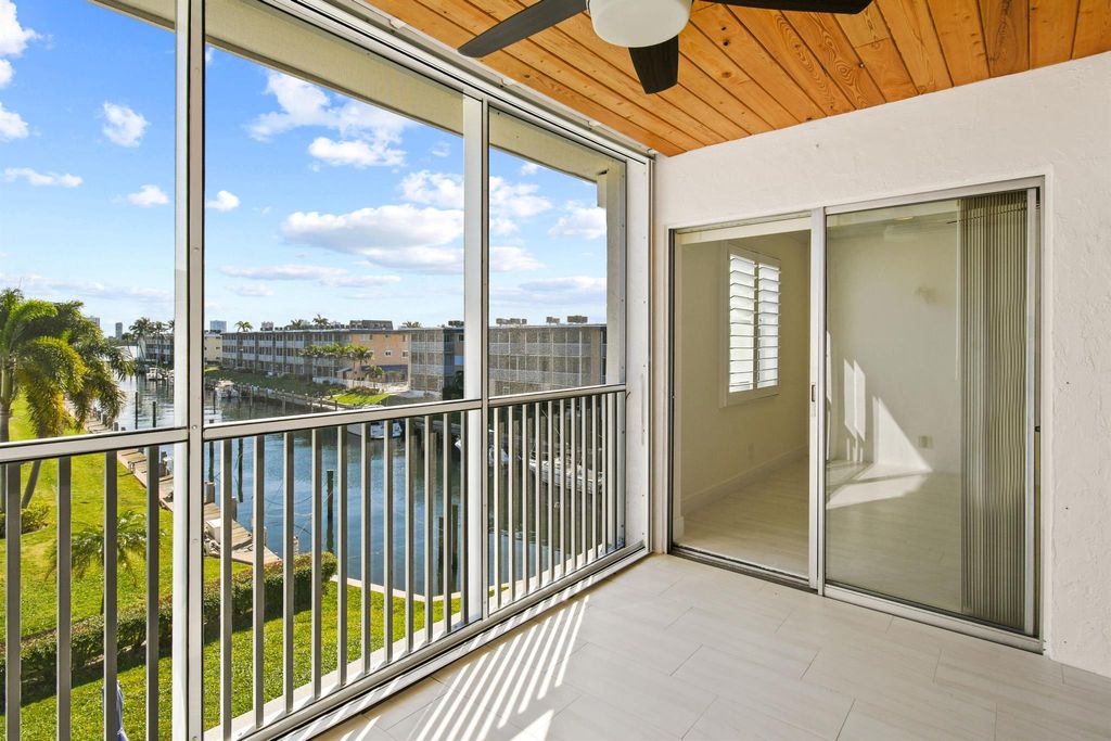 Photo of 236 Castlewood Drive #305, North Palm Beach, FL 33408 (MLS # R10956773)