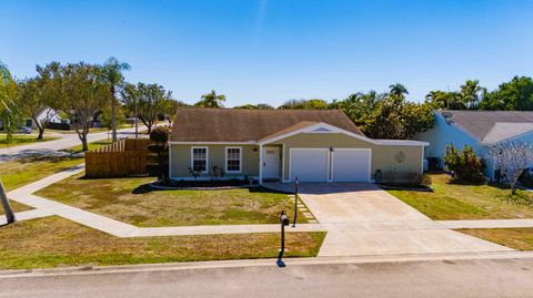 Photo of 7791 Blairwood Circle N, Lake Worth, FL 33467 (MLS # R11166489)