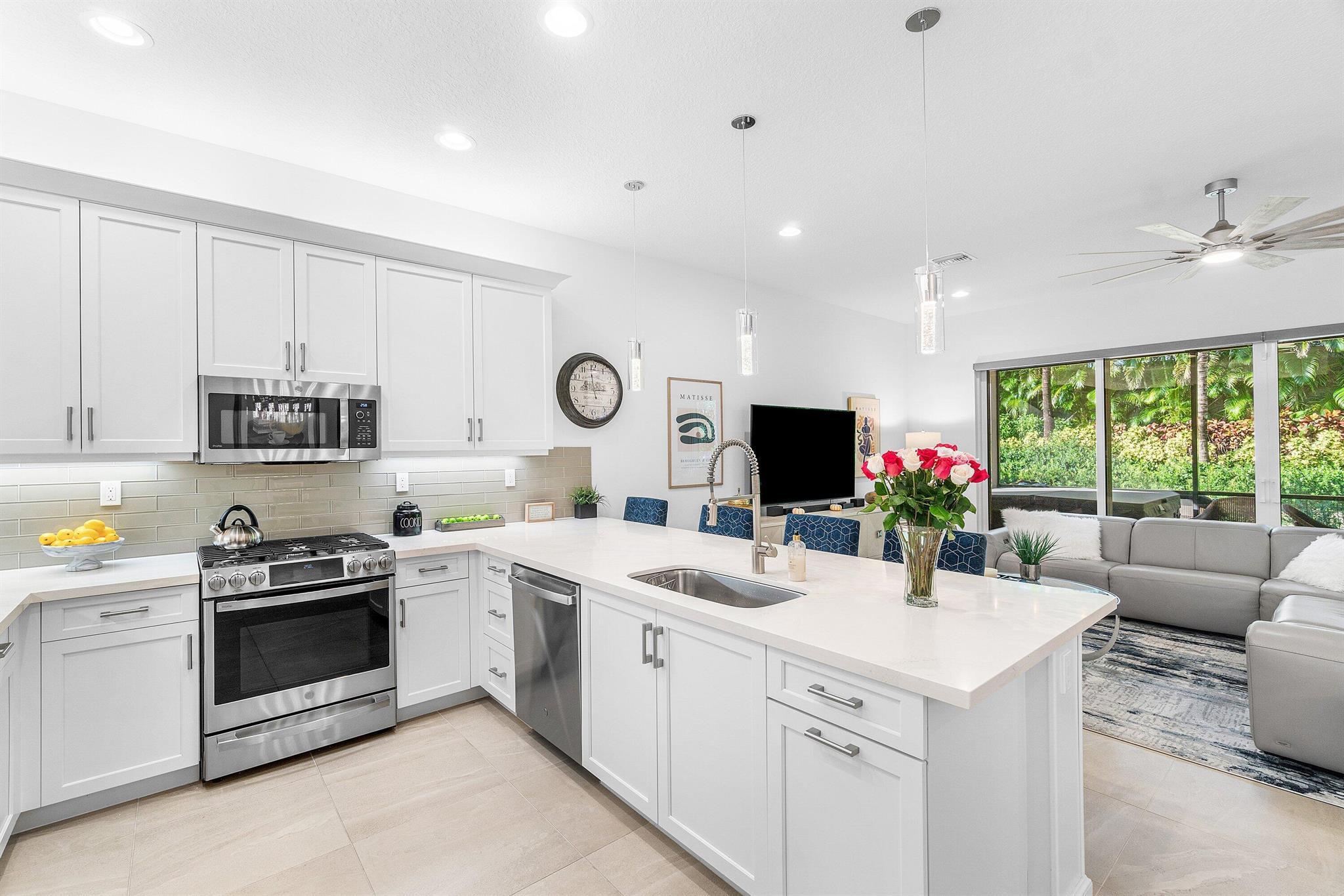 VALENCIA SOUND - Residential