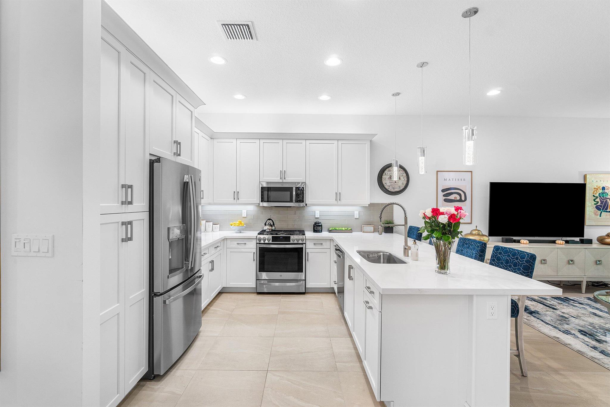 VALENCIA SOUND - Residential