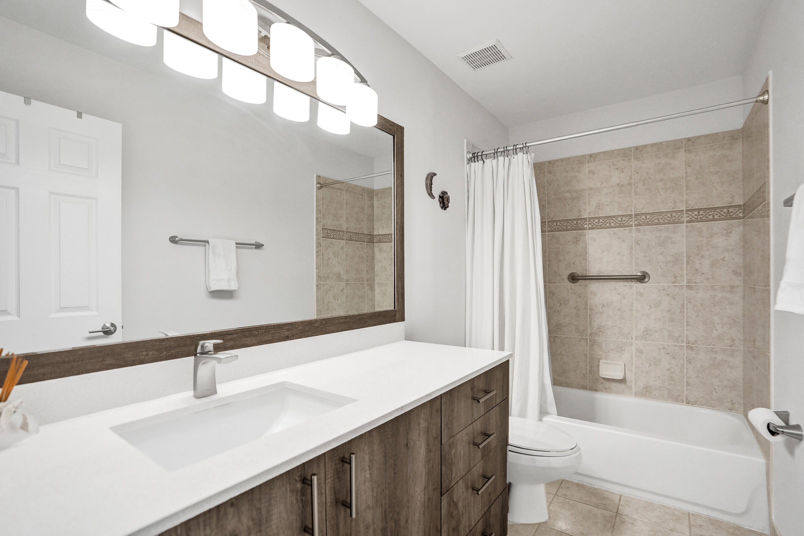 LAKEVIEW WEST / Vizcaya - Residential