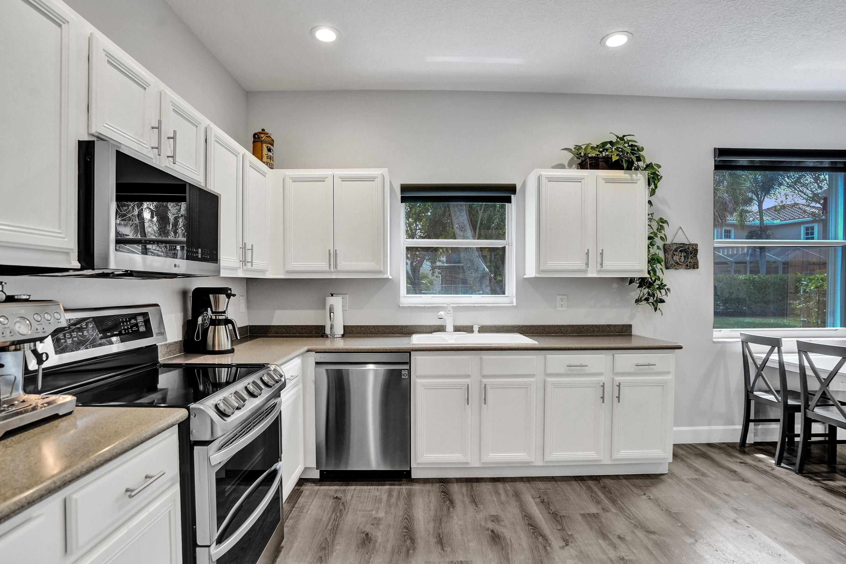 LAKEVIEW WEST / Vizcaya - Residential