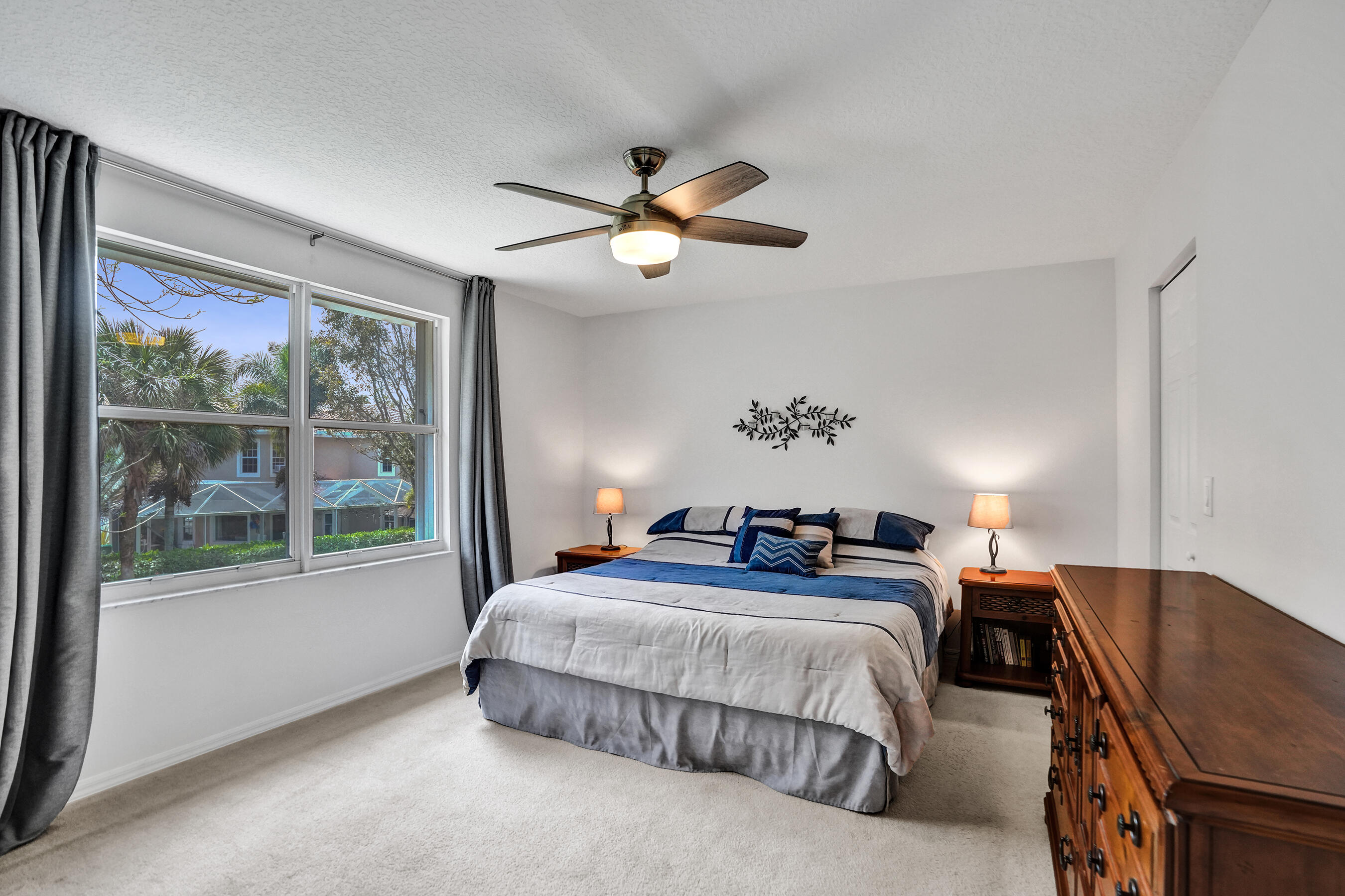 LAKEVIEW WEST / Vizcaya - Residential