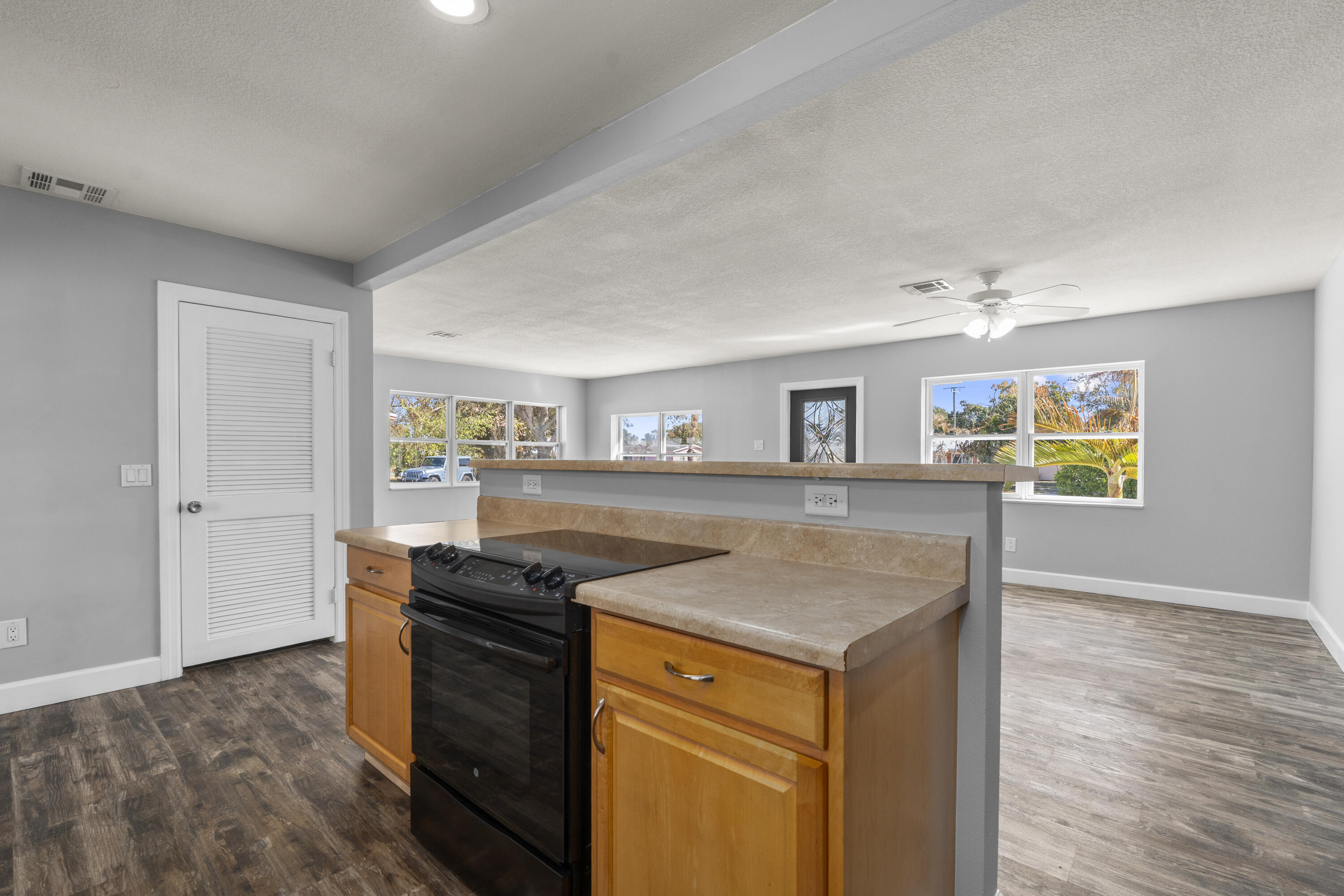 Broadway St Lucie Estates - Residential