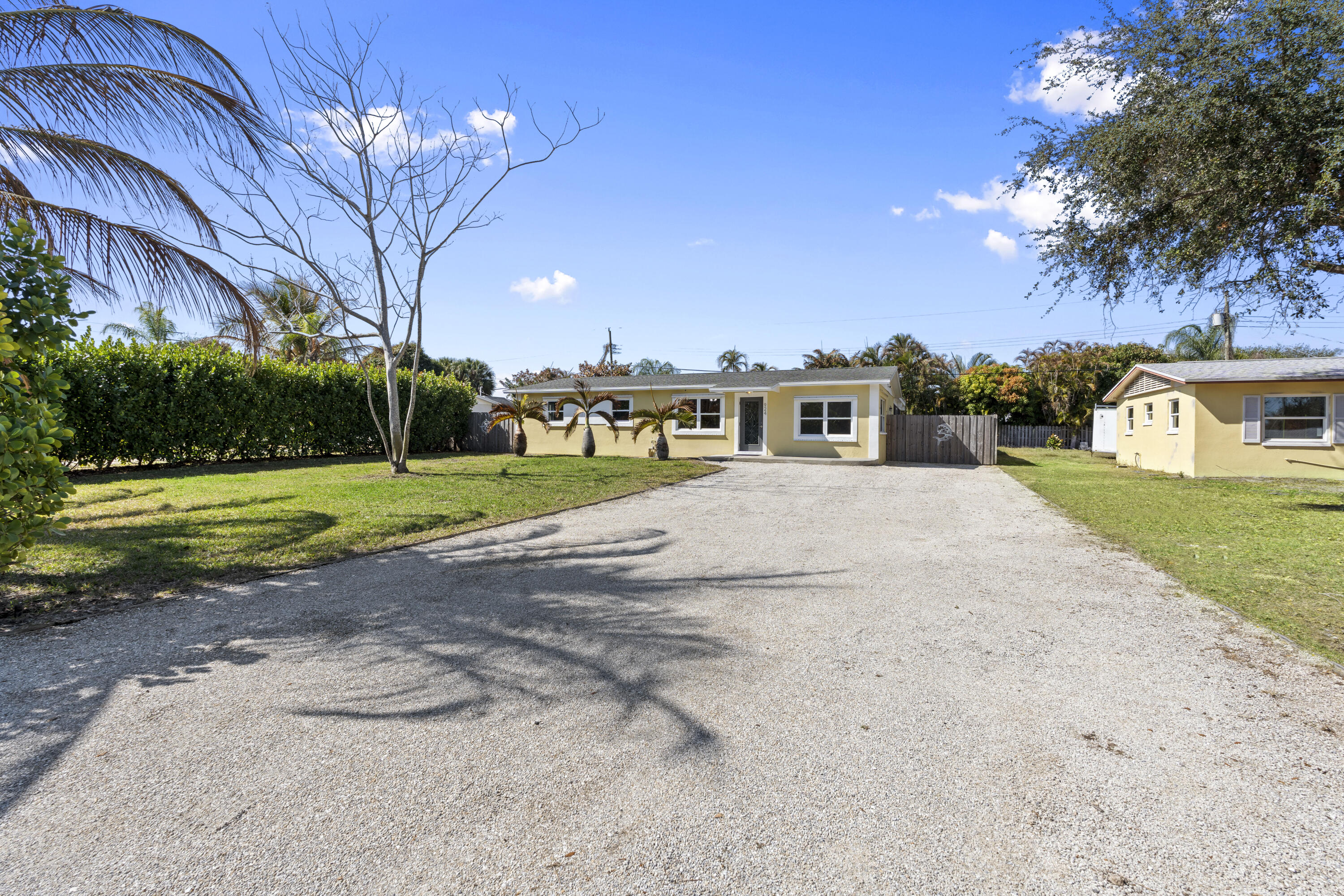 Broadway St Lucie Estates - Residential