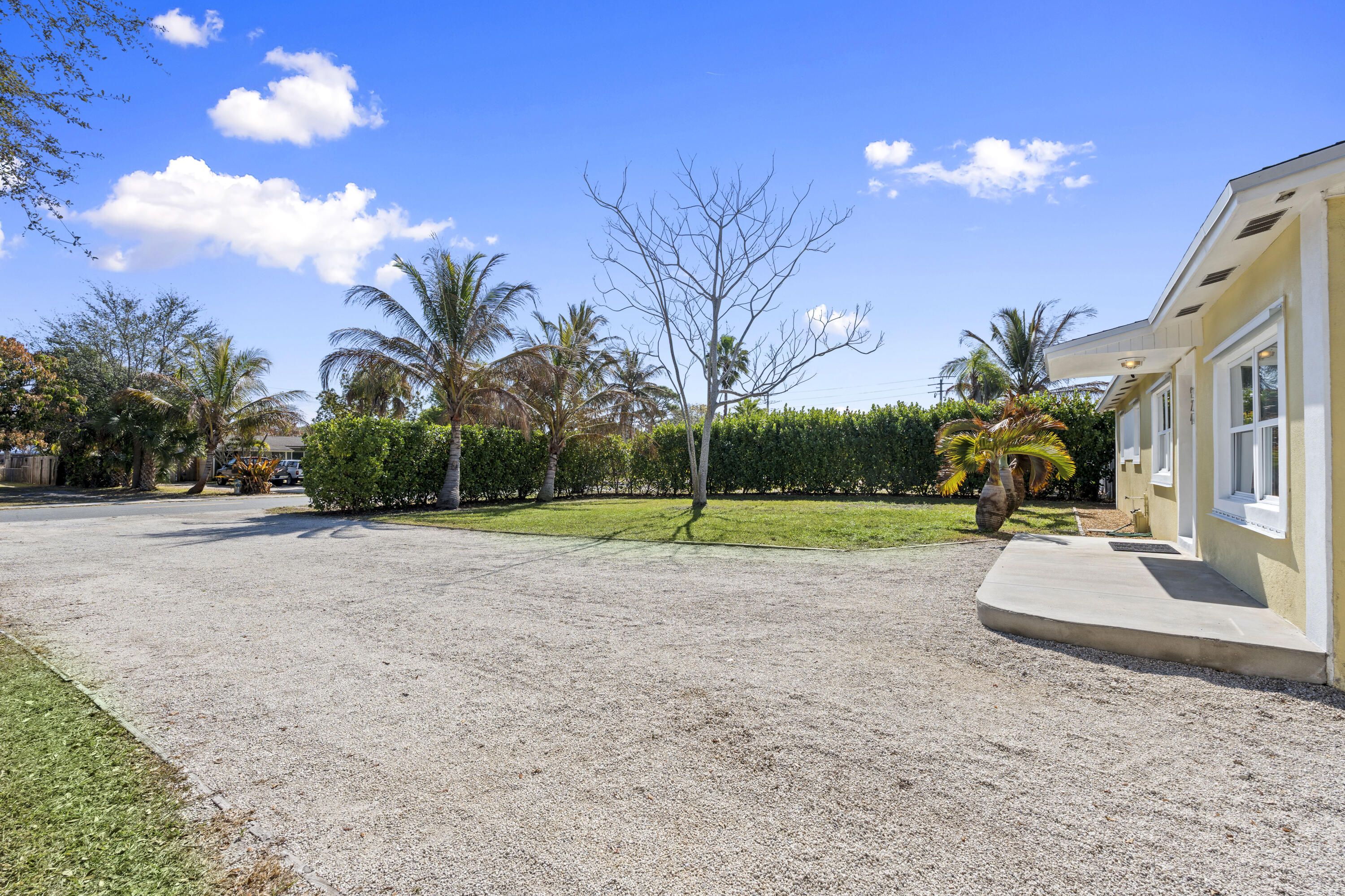 Broadway St Lucie Estates - Residential