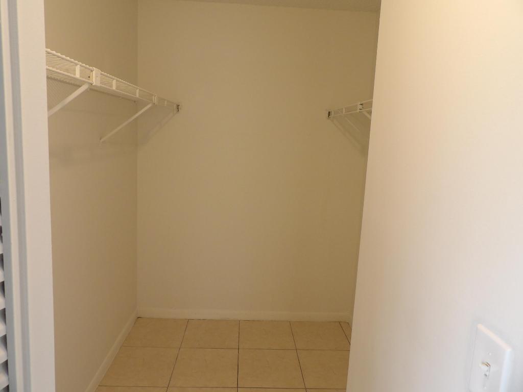 PINE RIDGE NORTH II - Residential Lease