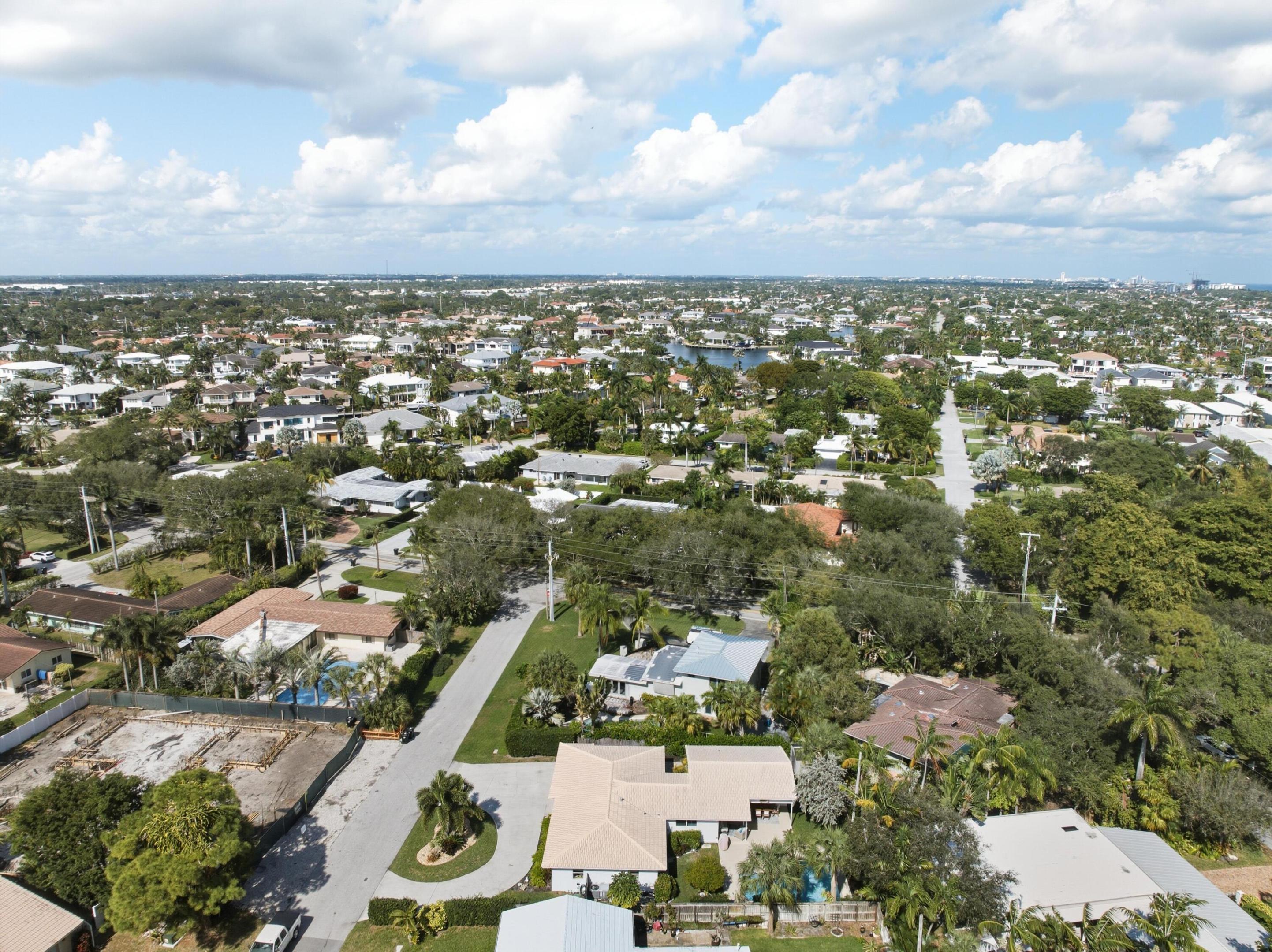 LIGHTHOUSE POINT FIRST SEC - Residential