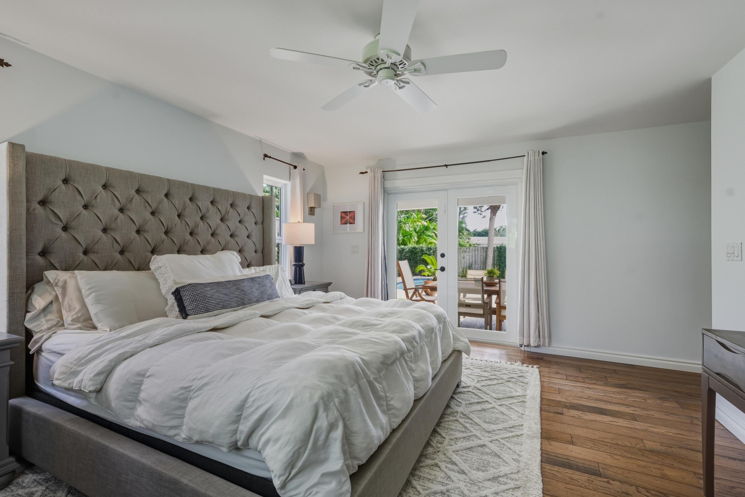 LIGHTHOUSE POINT FIRST SEC - Residential