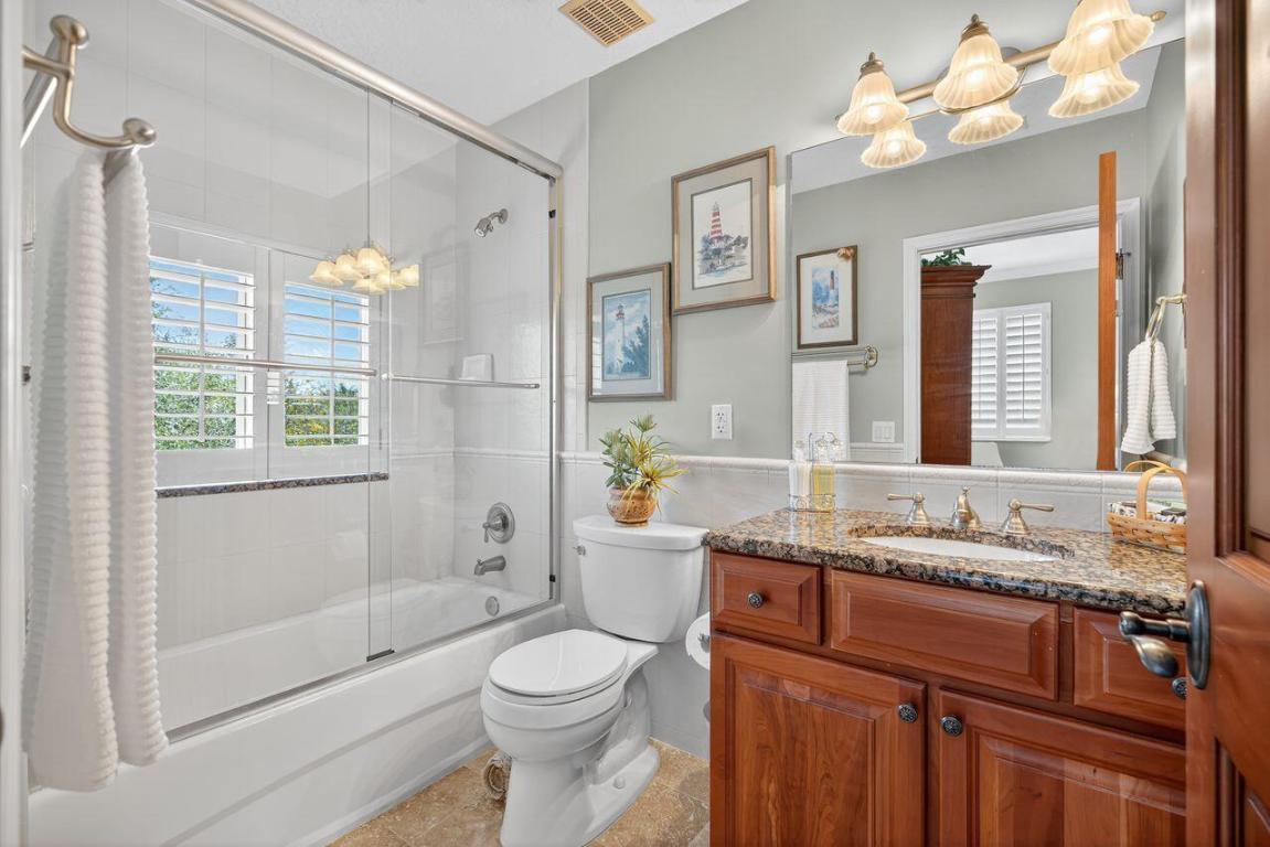 ADMIRALTY CONDO - Residential