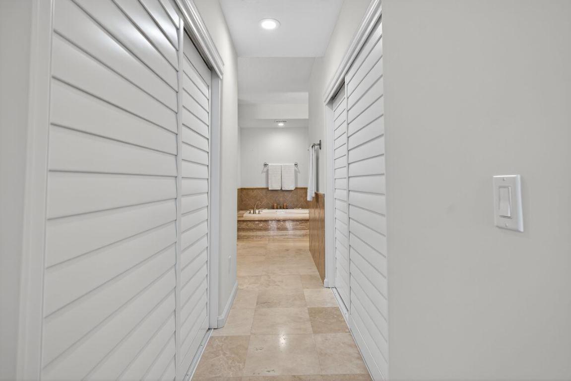 ADMIRALTY CONDO - Residential