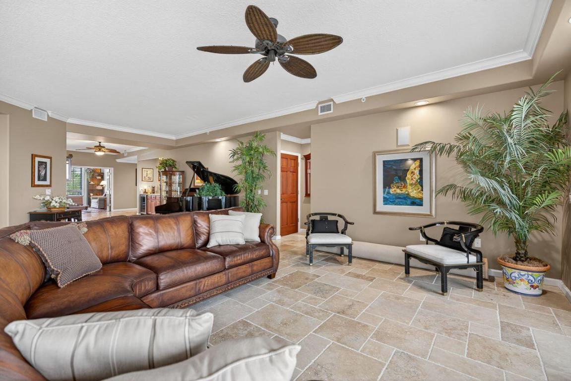 ADMIRALTY CONDO - Residential