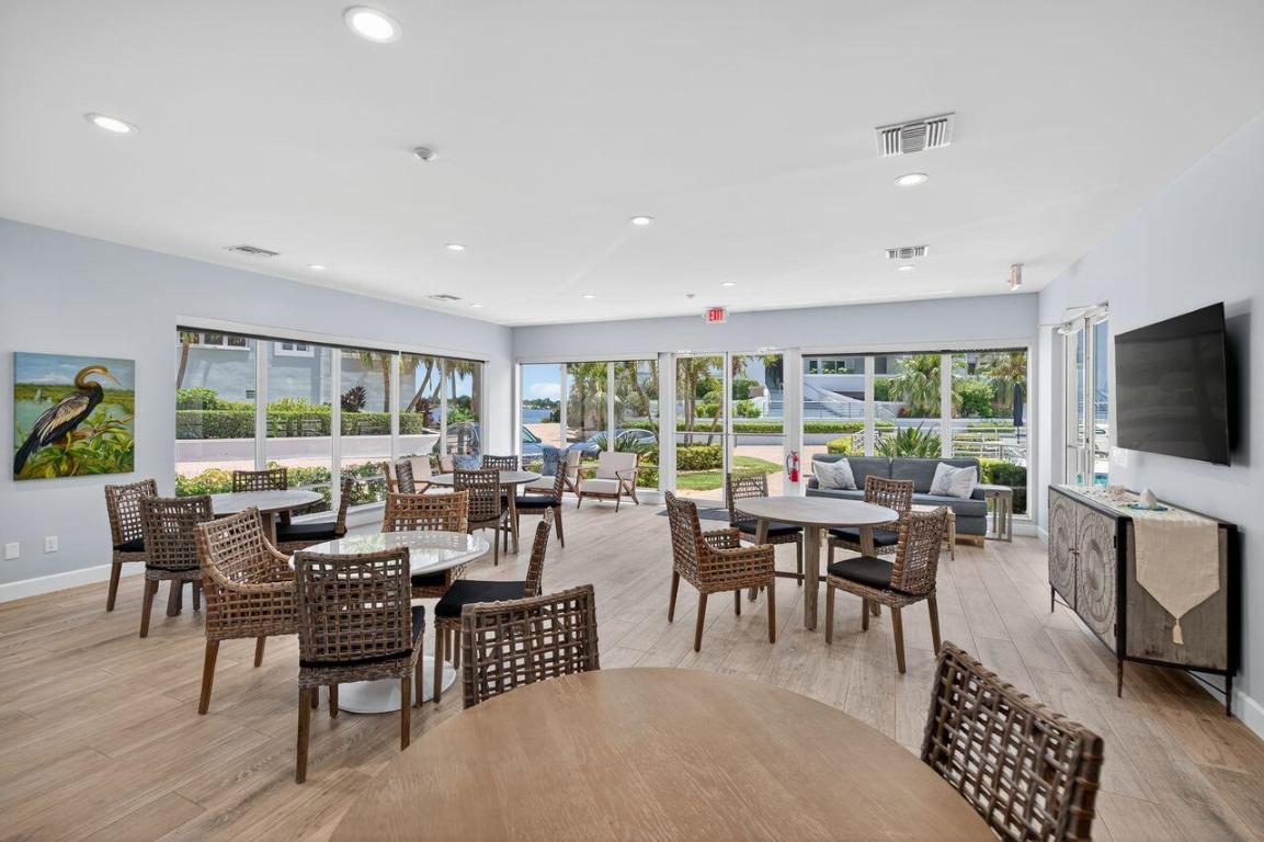 ADMIRALTY CONDO - Residential