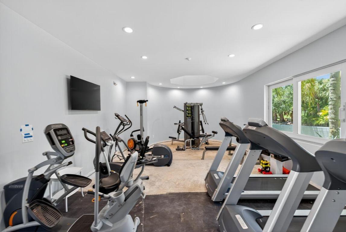 ADMIRALTY CONDO - Residential