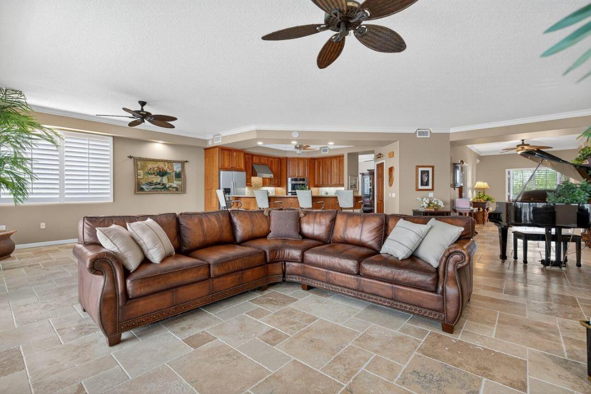 ADMIRALTY CONDO - Residential