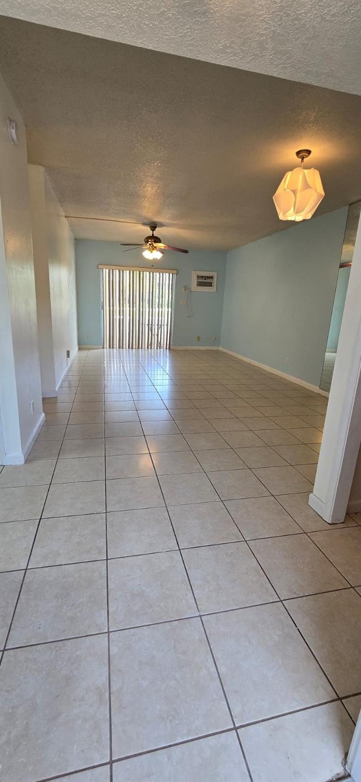 3201 NE 14th Street Cswy 105
