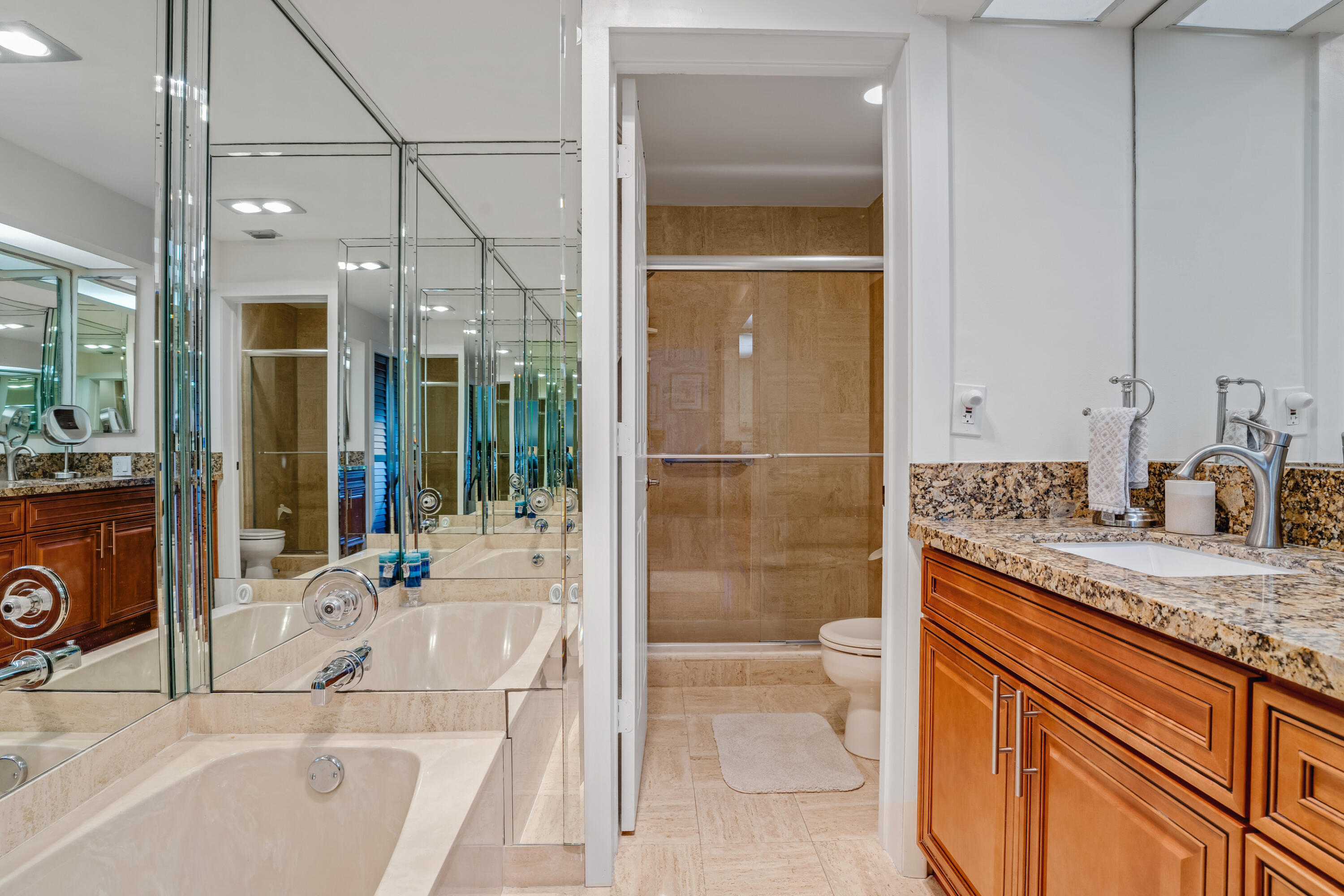 LA PAZ AT BOCA POINTE - Residential