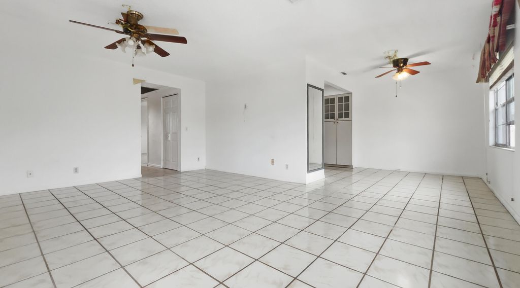 Photo of 101 SW 132nd Way #418J, Hollywood, FL 33027 (MLS # F10540340)