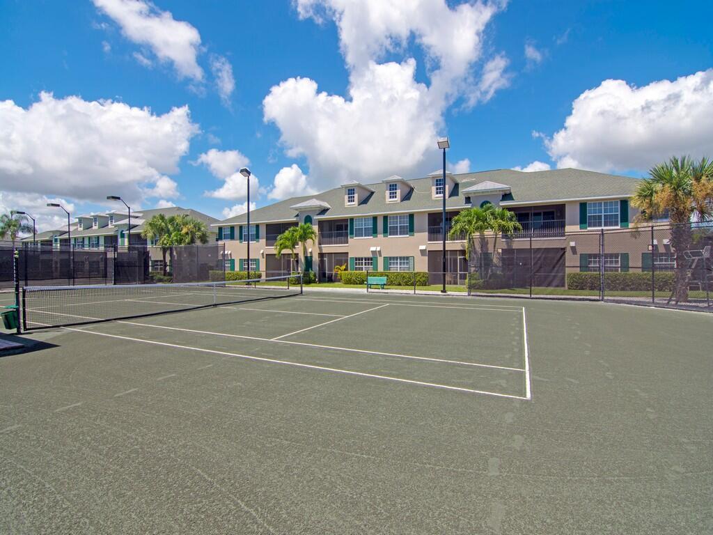 BOULEVARD VILLAGE & TENNI - Residential Lease