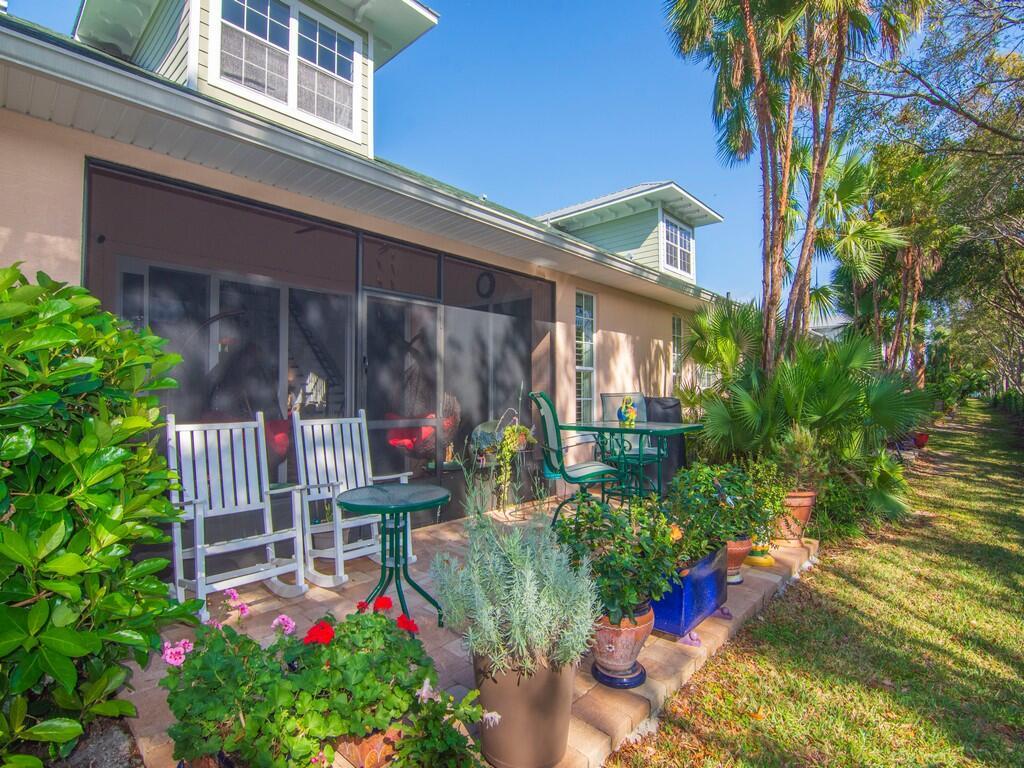 BOULEVARD VILLAGE & TENNI - Residential Lease