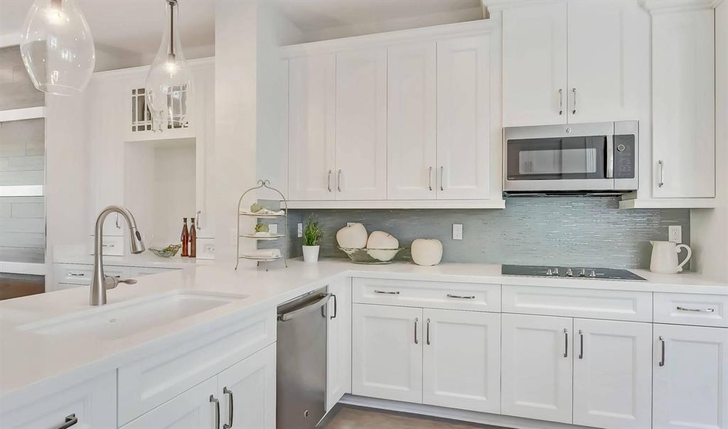 CASA DEL MAR - Residential