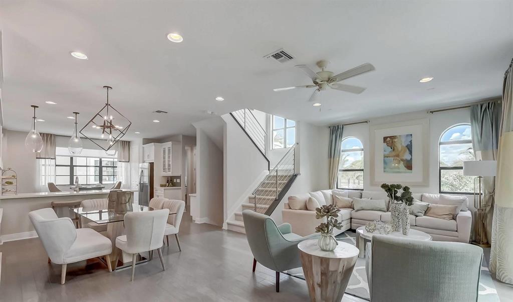 CASA DEL MAR - Residential