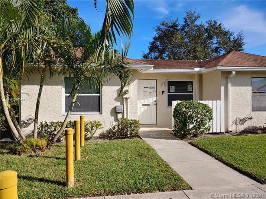 1/1 Villa located in central area of West Palm Beach near shopping, beaches and airport. Currently rented out for $1545 / mth. Month to month lease agreement. Need 30 days notice for move out. Granite countertops, impact windows, brand new water heater and much much more. Unit has been updated and well maintained. A must see for potential investors.