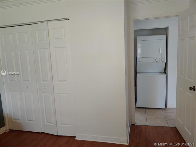 PARK PLACE TOWNHOMES - Residential