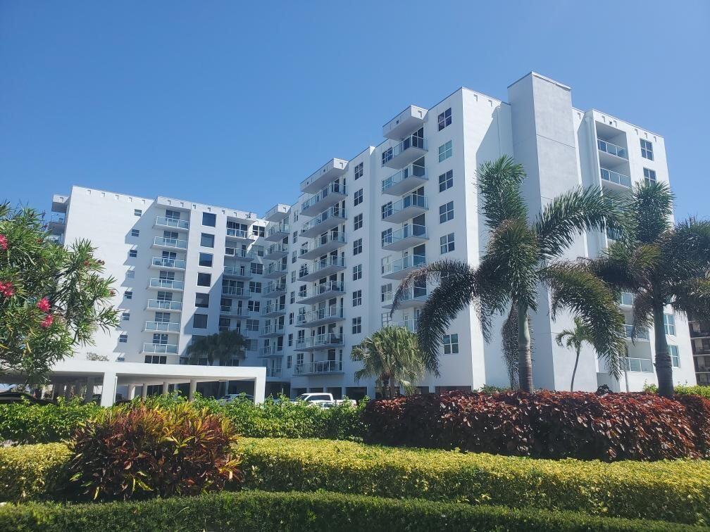 Very spacious 1 bedroom, possible two bedroom, convertible unit with covered parking and a direct view of the intracoastal and downtown West Palm Beach. Tile throughout the unit and hurricane impact windows and doors. Great move in ready condo for year-round living or Beach get a way! The Patrician is a full amenity newly modernized oceanfront building with an impressive mezzanine lobby, 24 Hour Door person, Security Camera System, Pool & BBQ on the Ocean deck, Fitness Center, Club room & more! Live as if you are on vacation all the time. The Patrician is very rental friendly in terms of utilities as the maintenance fee that the landlord pays includes more than most, basic cable, Wi Fi water, hot water, pest control all included.