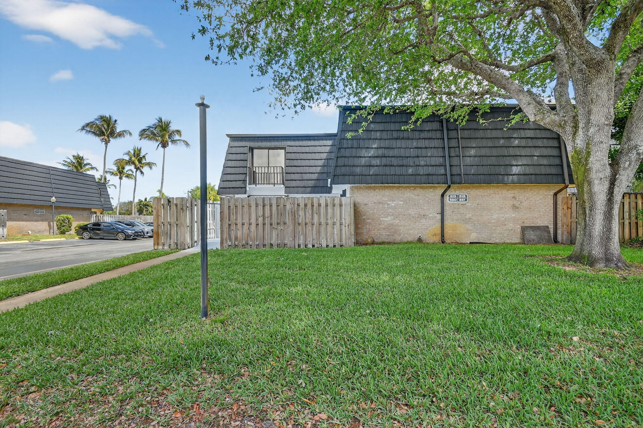 WOODLANDS OF PALM SPRINGS - Residential