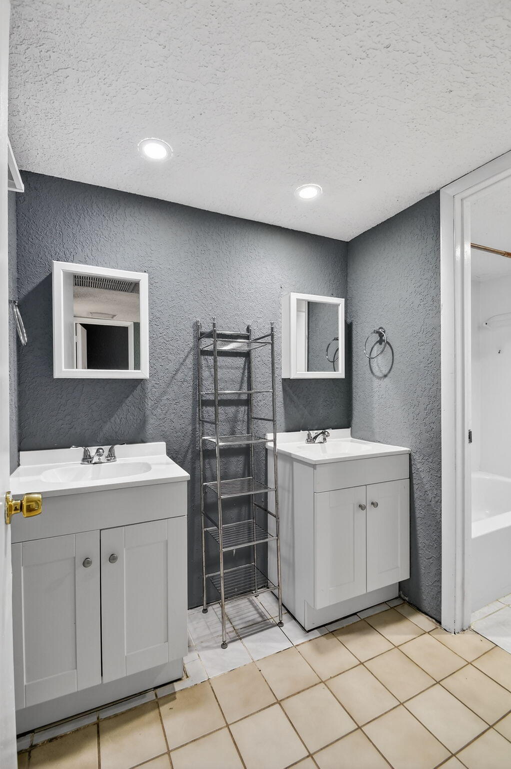 WOODLANDS OF PALM SPRINGS - Residential