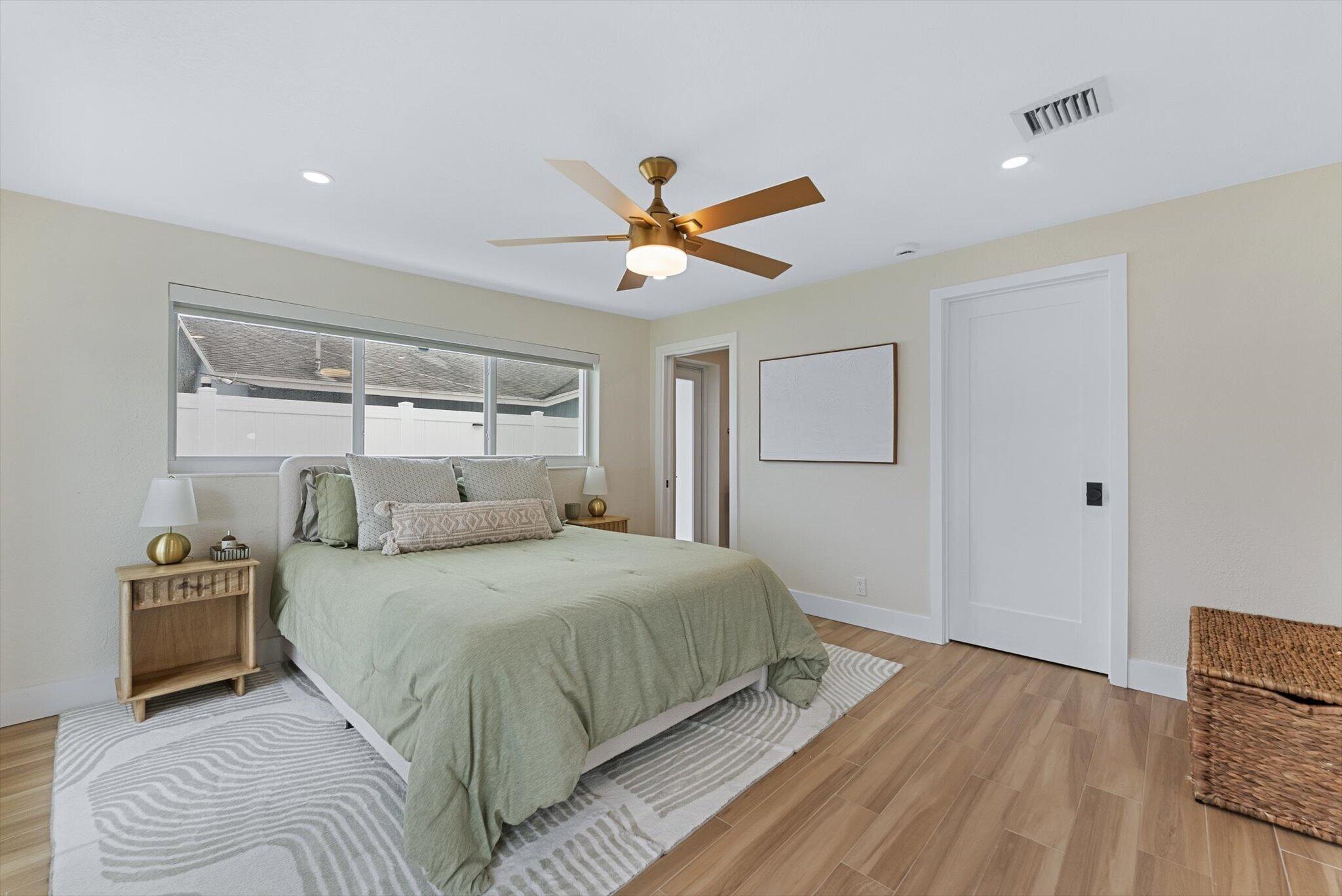 BOCA RATON SQUARE UNIT 4 - Residential