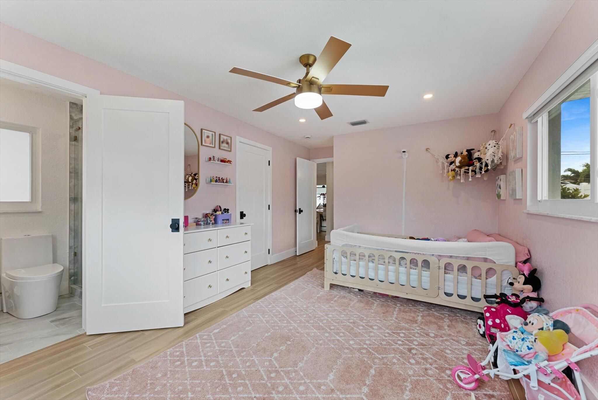 BOCA RATON SQUARE UNIT 4 - Residential