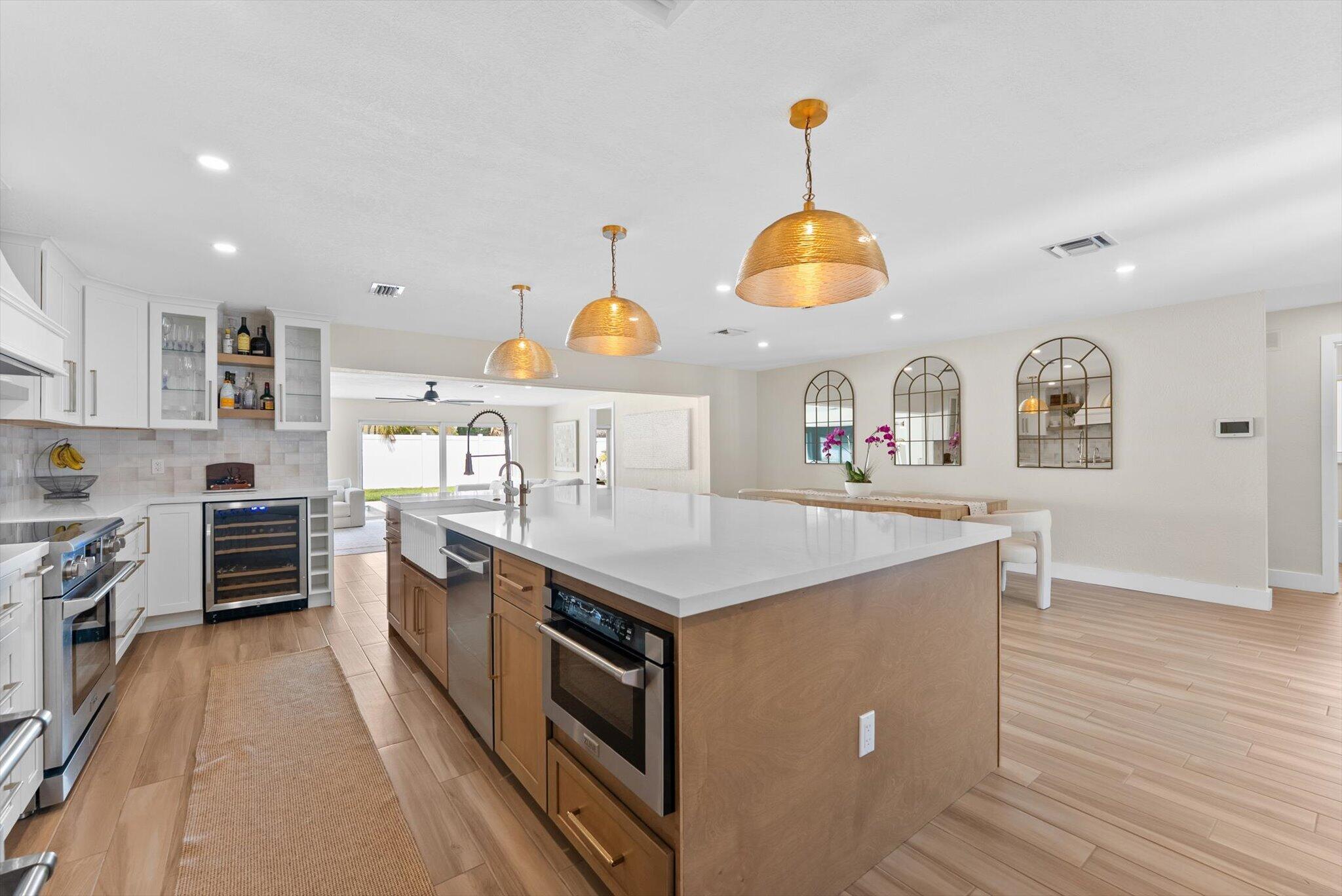 BOCA RATON SQUARE UNIT 4 - Residential