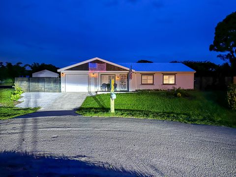 A home in Port St Lucie