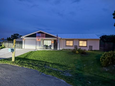 A home in Port St Lucie